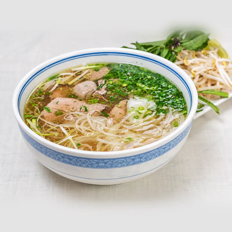 Steak & Meatball Pho · Phở Tái Bò Viên